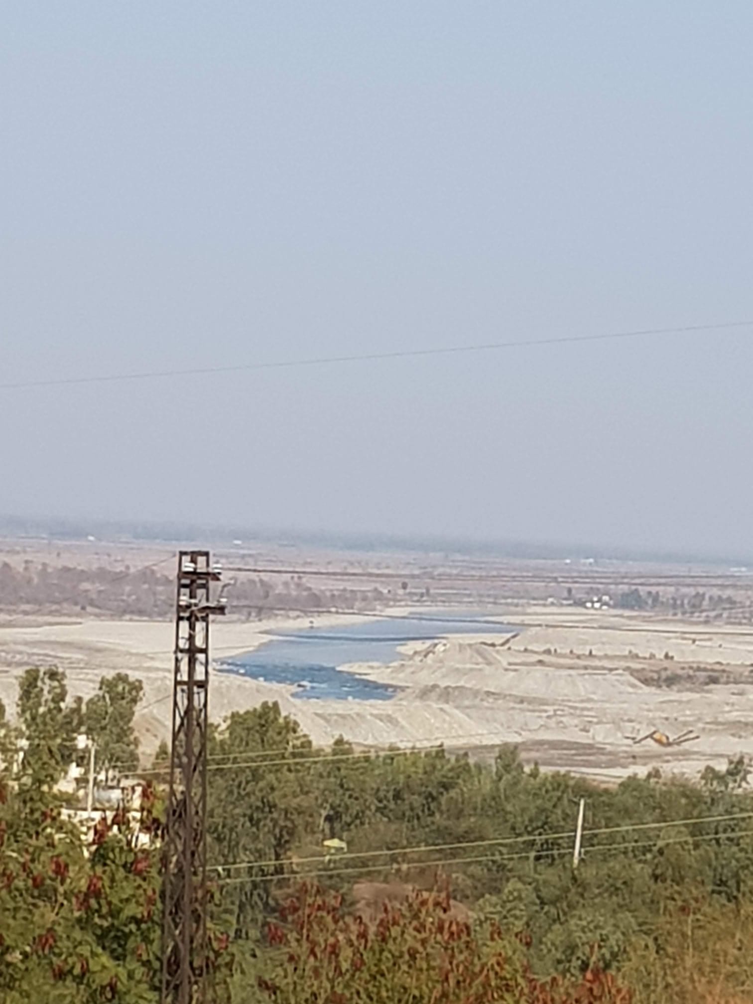 view-of-depleting-indus-river-at-pakistan