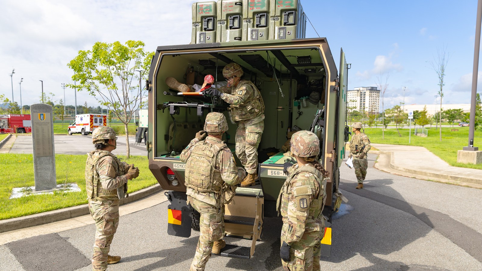 United States and South Korean personnel take part in a Ulchi Freedom Shield training event.